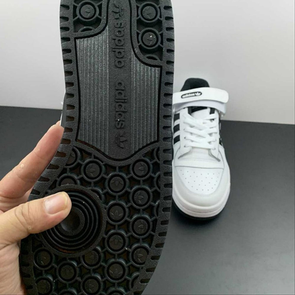 adidas Forum Low White Core Black Mens Sneakers - Picture 14 of 15